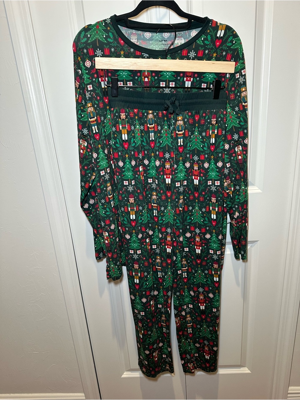 Little Sleepies Green Nutcracker & Tree Holiday Pajama Set Men’s XL NWOT